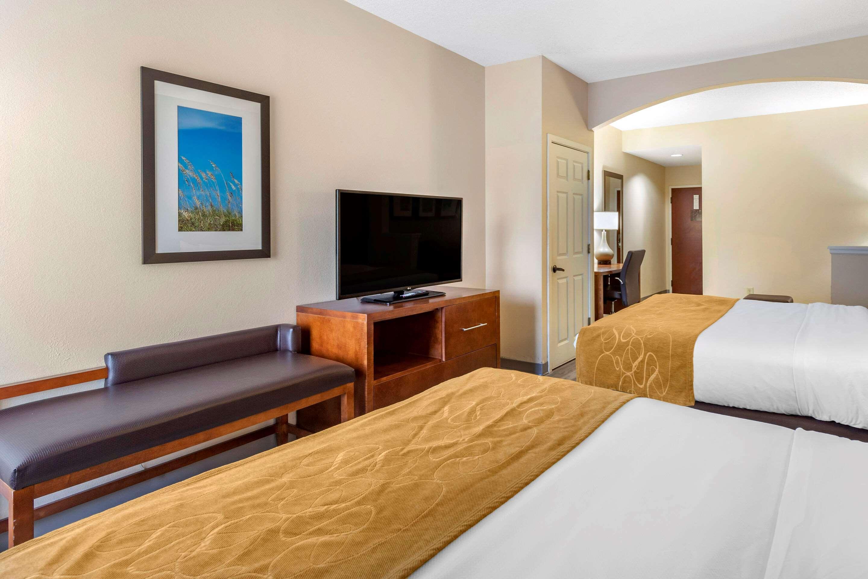 Comfort Suites Myrtle Beach Central Экстерьер фото